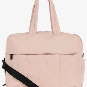 Calpak Luka Large Duffel in Rose Quartz